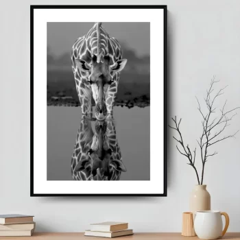 Quadro Decorativo Girafa Bebendo Água