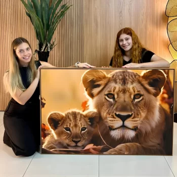 Quadro Decorativo Leoa Com Filhote II
